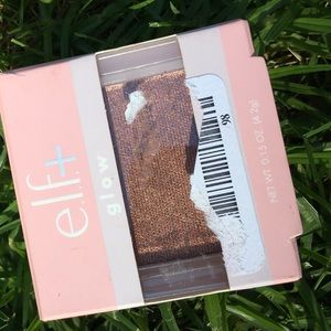 elf+ Glow + Coconut Highlighter in Taupe